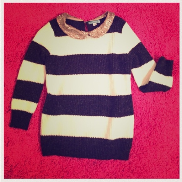 [sold] Black and white striped sweater - Picture 4 of 4