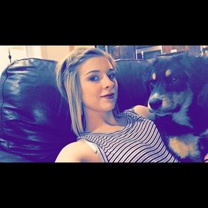 Meet your Posher, Allyson