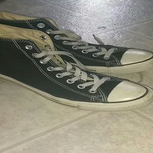 Black All Star Converse (High top)