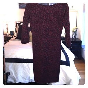 Looks incredible on. Worn once to an xmas party.