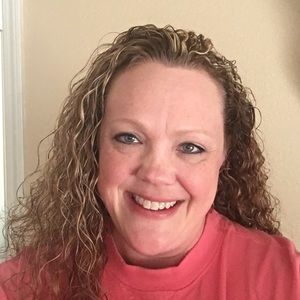 Meet your Posher, Angie
