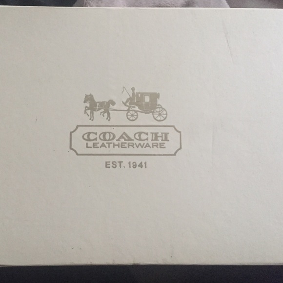 Coach - Picture 1 of 2