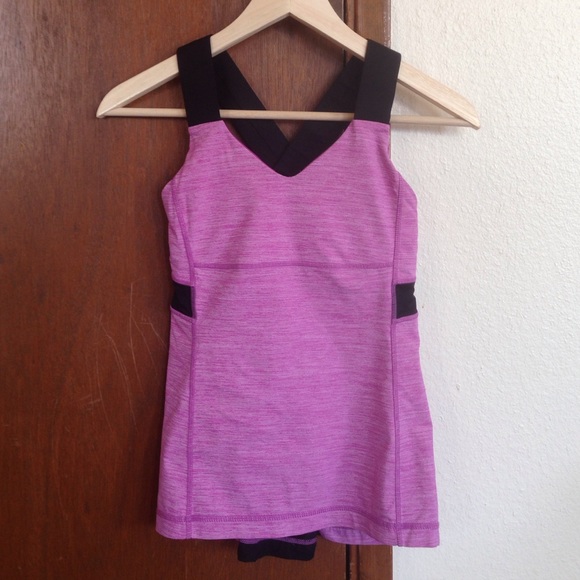 Lululemon top
