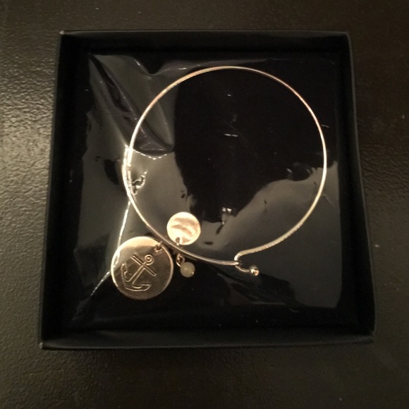 Anchor silver bracelet