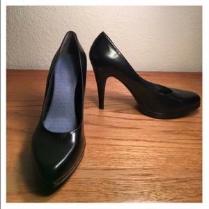 Nine West Pumps