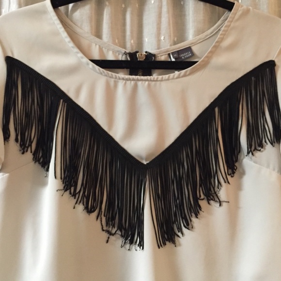 Fringe Top - Picture 2 of 2