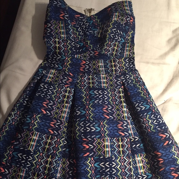 Super cute strapless party dress