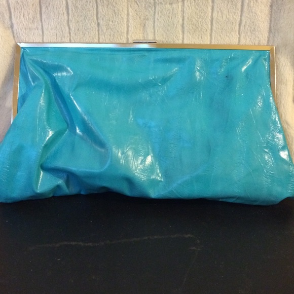 Large clutch 💥 great buy !