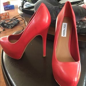 Brand new Steve Madden shoes