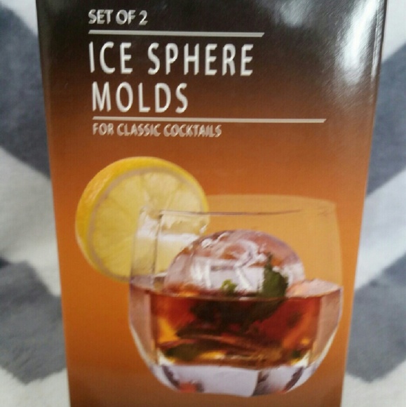Ice sphere mold