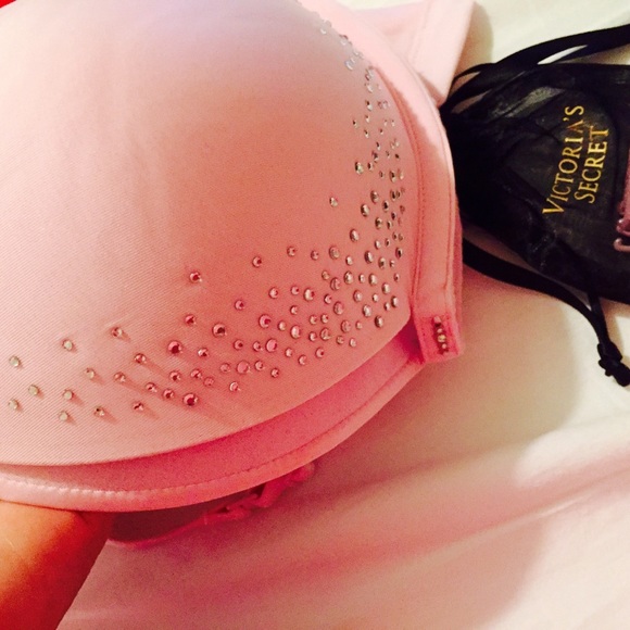 Bra - Picture 2 of 4