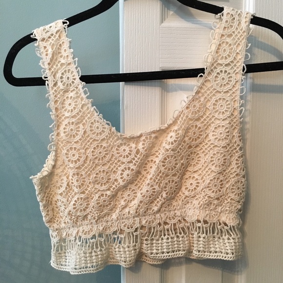 Never worn lace crop top size small
