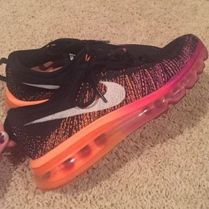 Nike Flyknit Running Shoes