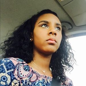 Meet your Posher, Lauryn