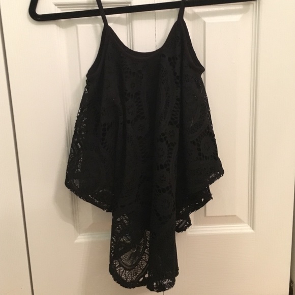 Cheryl crop top. So cute never worn.