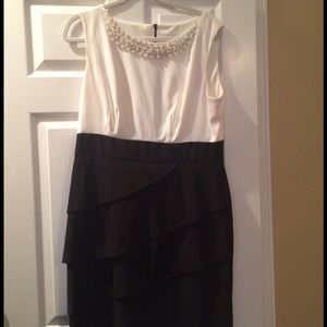 Classy sleeveless dress