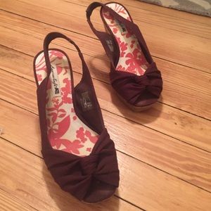 American eagle brown wedges size 7w