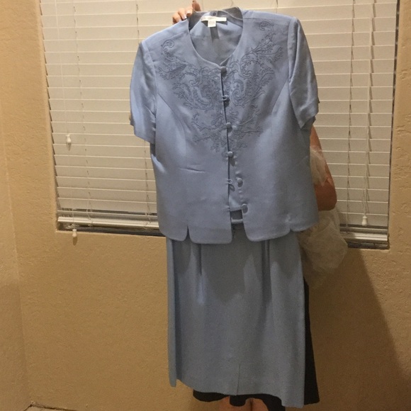 Woman suit