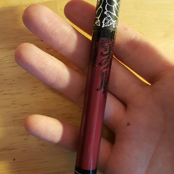 Kat Von D everlasting liquid lipstick