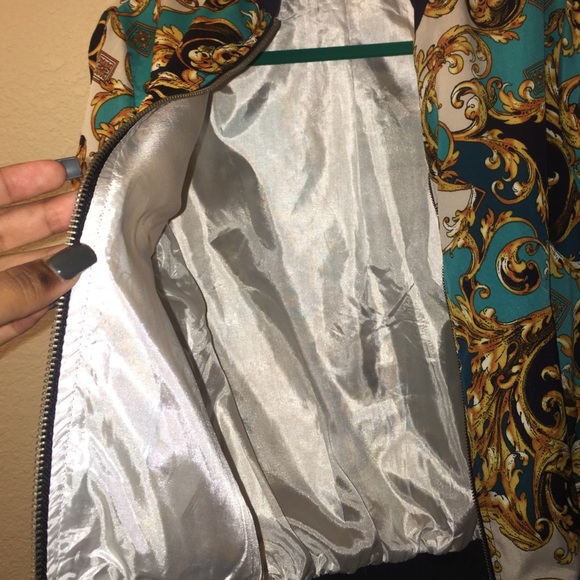 Cardigan 😋 - Picture 2 of 3