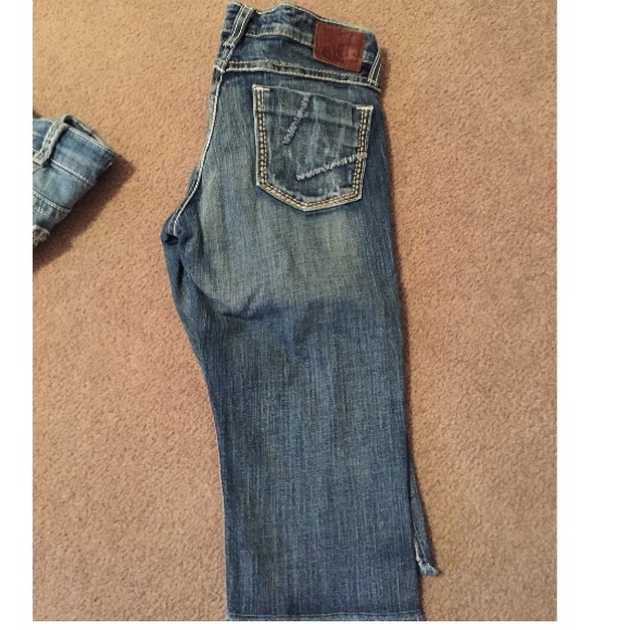 Capris - Picture 2 of 2