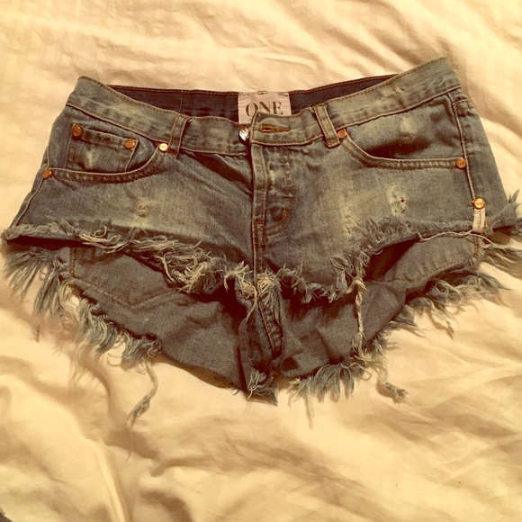 One Teaspoon Bonitas Jean shorts