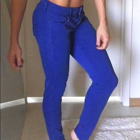 American Eagle skinny