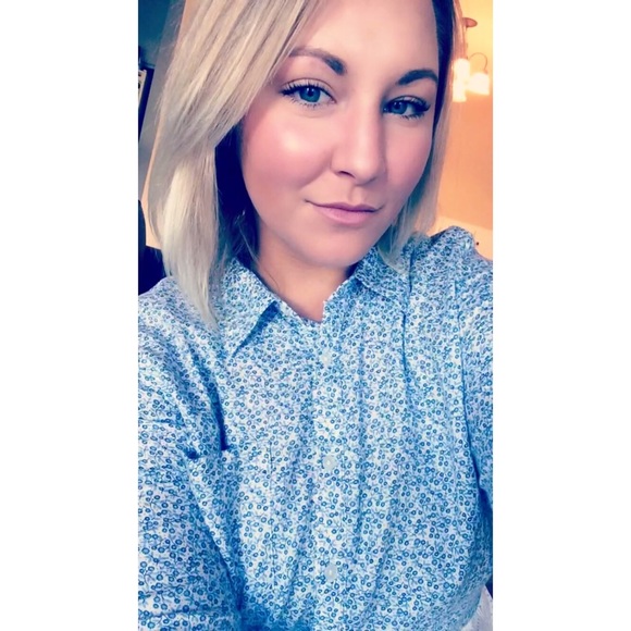 Meet your Posher, Alexa - Picture 6 of 8