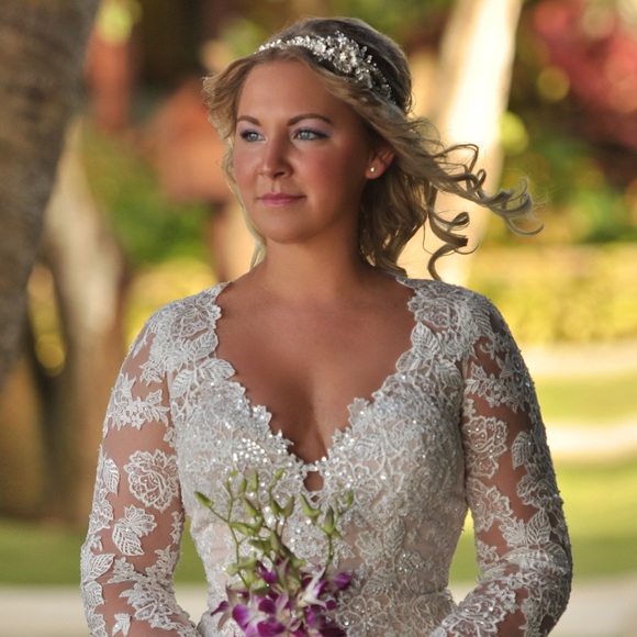 Meet your Posher, Alexa - Picture 7 of 8