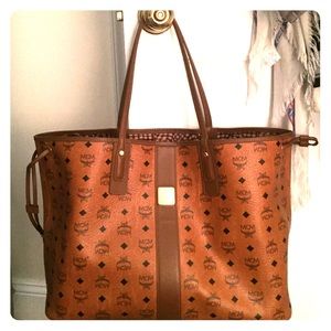 SOLD! MCM 'large liz' reversible shopper