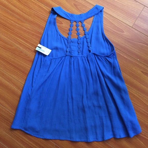 ♦️SOLD AS BUNDLE Periwinkle flowy tank size s- New - Picture 2 of 2
