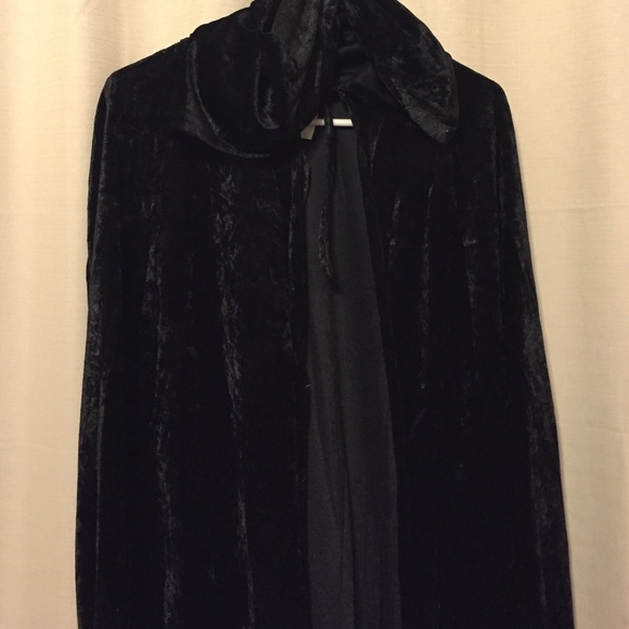 Dress-Up Cape