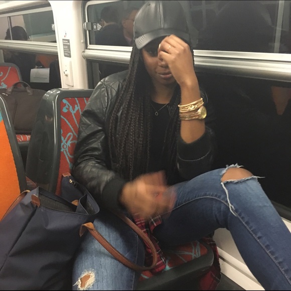 Meet your Posher, Ese