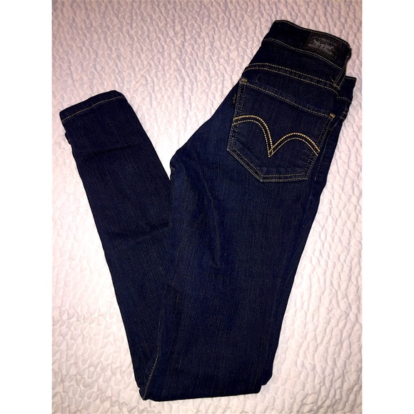 Levi's Denim - Basically new Levis skin tight skinny jeans
