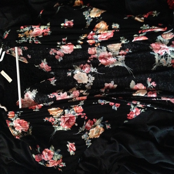 Cute floral back crochet cardigan