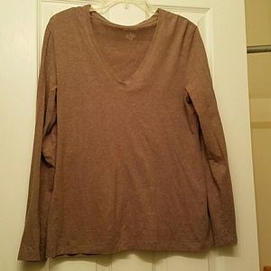 Banana Republic long sleeve t-shirt. Light brown.