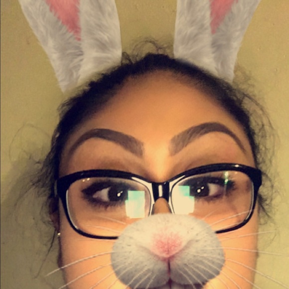 Meet your Posher, Ana