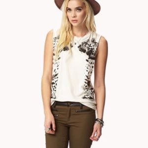 Mirrored cheetah muscle tee