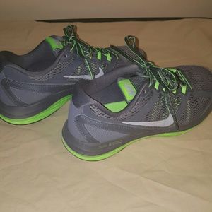 Nike tennis shoes
