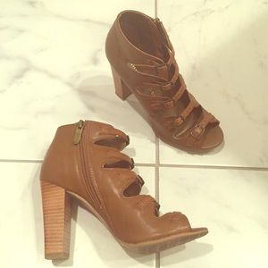 **SALE** Chinese Laundry Buckle Heels