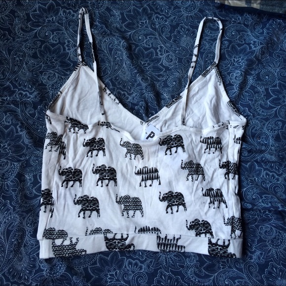 💋SOLD La Hearts surplice elephant cropped cami! - Picture 3 of 4