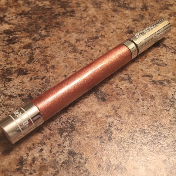 Kat Von D - Forever & Never Foiled Liquid Lipstick