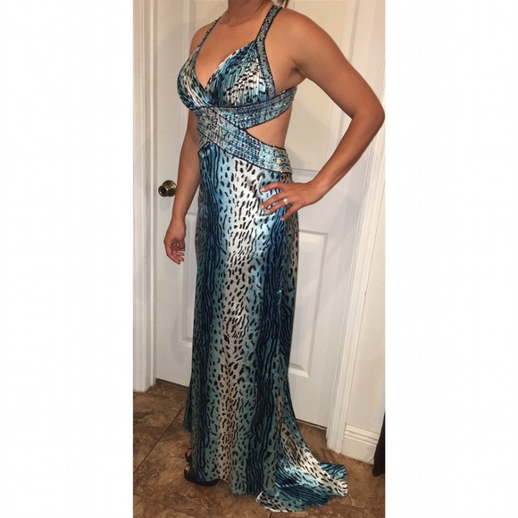 CACHE ∘ Gown - Picture 4 of 5