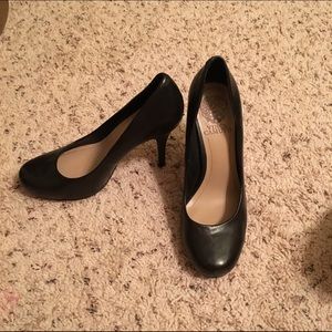 Vince Camuto Round Toe Pumps