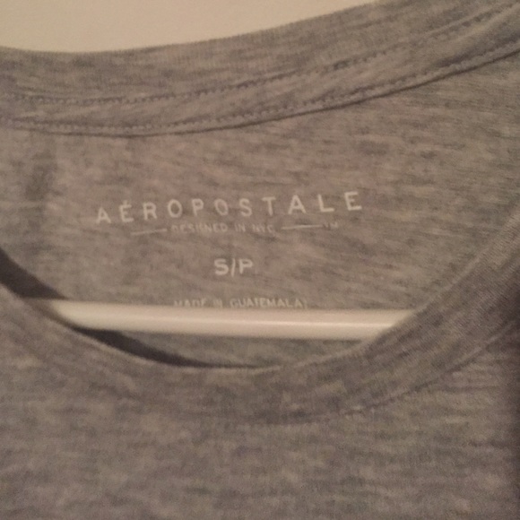 Crop top - Picture 2 of 3