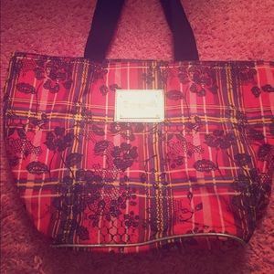 Betseyville tote bag.