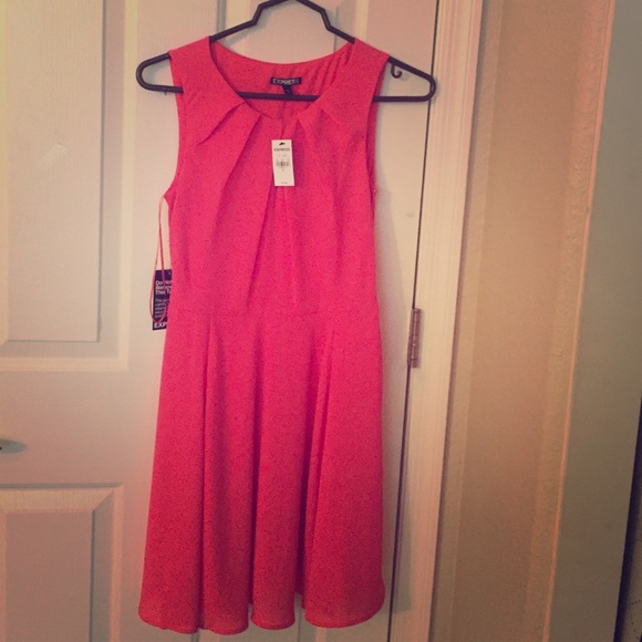 Dress - Picture 1 of 2