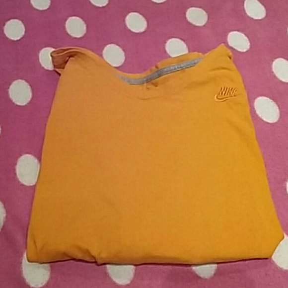 Nike long sleeve shirt