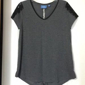 Gray Simply Vera shirt