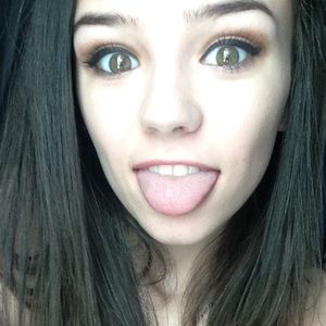 Meet your Posher, Bailey